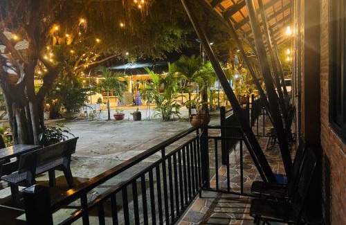 Ha Tien House | Tùng Thư Garden