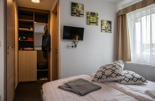 Abadszalok Boat Rental | Tündérfátyol