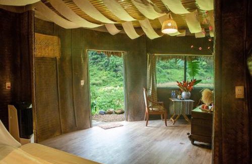 Yen Minh Hotel | Tớ Dày Du Già Village