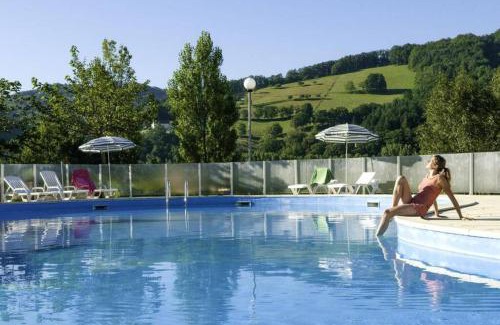 Saint-Geniez-d'Olt Apartment | T 2 Dans village vacances 3 * à Saint Geniez 2 piscines chauffée (43)