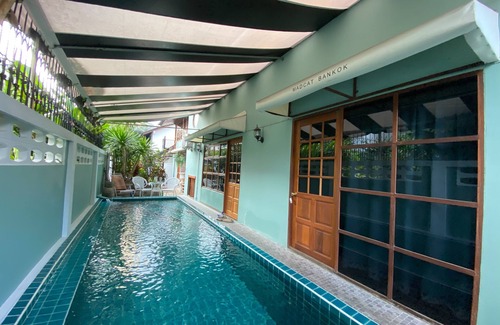 Khlong Tan Nuea House | T-house Bkk - 6BR Max15people private house with swimming pool, Bangkok Thailand