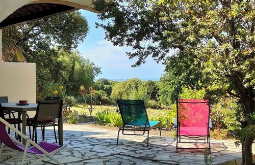 Corbara Apartment | T2, 350 m from Bodri BEACH, Sea view, Air-conditioning, on large landscaped grounds.