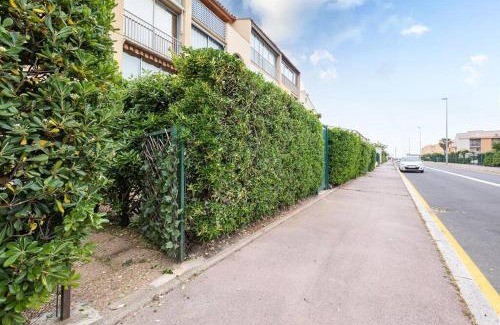 Cap d'Agde Apartment | T2 cabine Le Corail du Cap proche plage WIFI