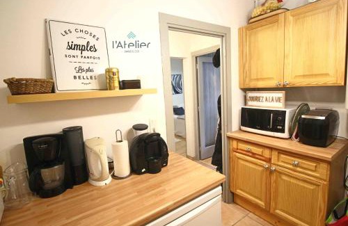 Saint-Lary-Soulan Apartment | T2 Centre Village - Proximité télécabine - Vue montagne Plein Sud - Terrasse couverte - Balcon - Chambre 1 Lit double en 160 - Salon 1 canapé convertible en 140 - Cuisine séparée