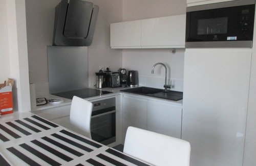 Arcachon Apartment | T2 DESIGN STANDING - DIRECT ACCESS TO THE BEACH - PARKING - VERY CLOSE TO TOWN CENTER