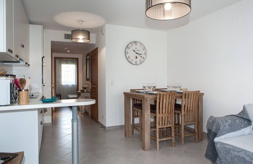 Calvi Apartment | T2 ideally located in Calvi, for 2 people, parking, Fiber, Linen