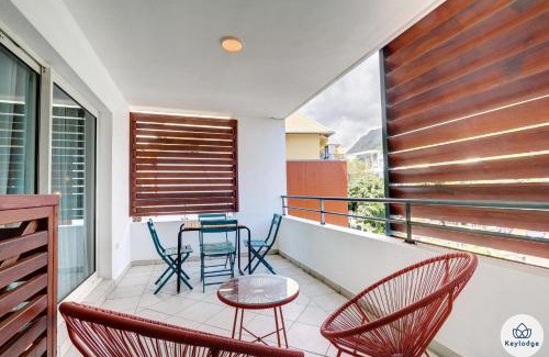 Saint-Denis Apartment | T2 - Le Céladon - 3 étoiles - proche centre Saint-Denis