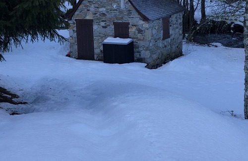 Estaing Ski Chalet | T2 Mountain Chalet for Ski, Cure, Rando