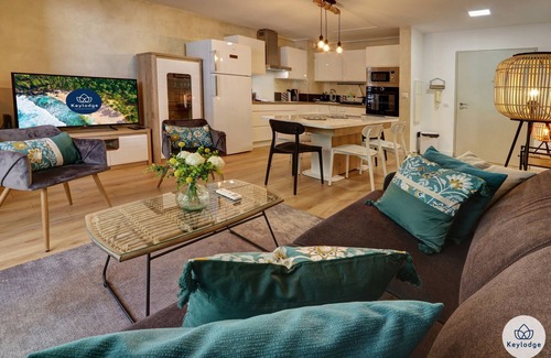 Saint-Denis Apartment | T2 - MySpace* - 55 m2 - Renovated - Close to Saint-Denis