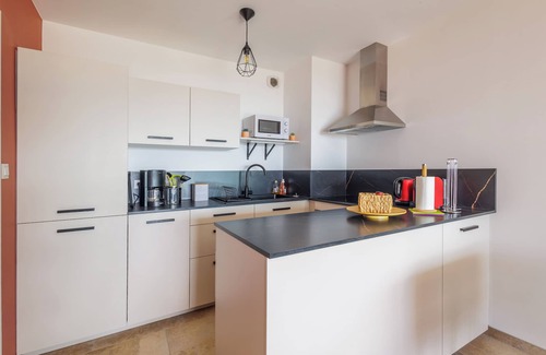 Le Ricanto Apartment | T2 vue mer climatisé + wifi & refait à neuf idéalement situé à Ajaccio