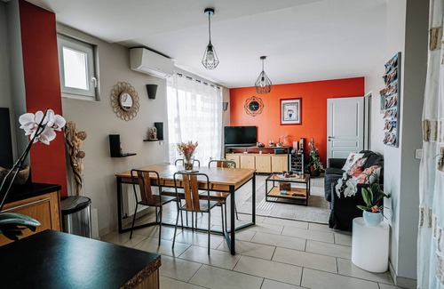 Quartier Administrations Apartment | T3 Cosy et Lumineux + Garage à 2 pas du Centre !