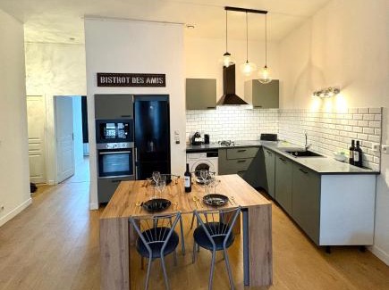 Bourgoin-Jallieu Apartment | T3 hypercentre proche gare