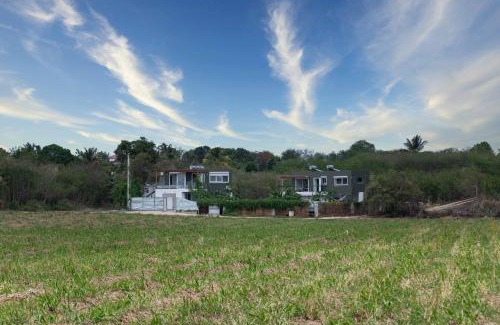 Petit-Canal Apartment | T3 Moderne avec piscine Oasis de nature et Sérénité