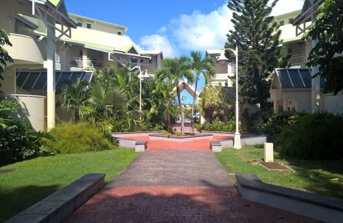 Bas du Fort Apartment | T3 seaside duplex