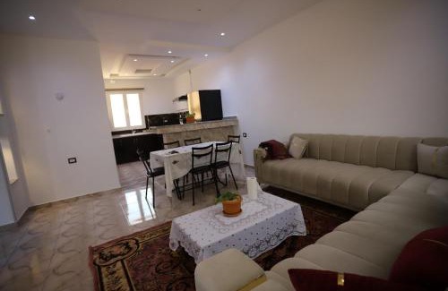 Hiboun Apartment | T4 Neuf & Accueil Chaleureux par Habib