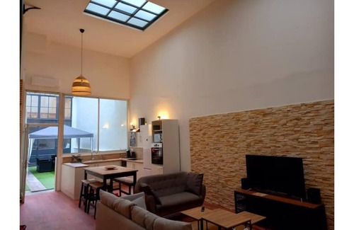 Valence Apartment | T5 L'atelier Insolite Plein Centre Wifi
