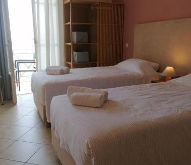 Pylos Apartment | Ta Adelfia