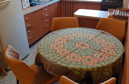 Oradea Apartment | Ta'arof Apartment R1