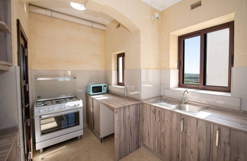 Kercem House | Ta' Mari is an eco-friendly duplex with private pool. Views 360 degree.