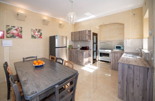 Kercem House | Ta' Mari is an eco-friendly duplex with private pool. Views 360 degree.