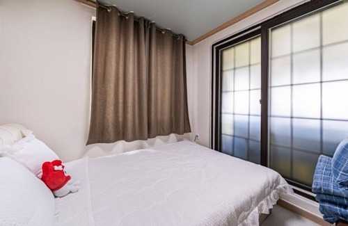 Nam House | Taean La Luna Pool Villa