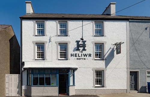 Nefyn Hostel | Tafarn Yr Heliwr