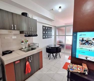 San Jose Apartment | Tagaytay Staycation CityLand 15thfloor Taalview
