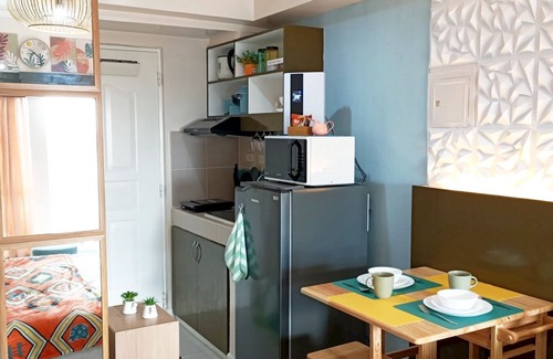 San Jose Condo | Tagaytay Staycation Condo with WiFi, Netflix, and Swimming Pool Access