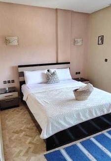 Ait Bihi Apartment | Taghazout Hillside Apartment with Swimming Pool