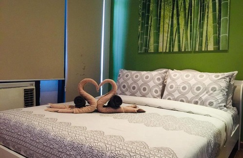 Ususan Apartment | Taguig 1 Bedroom with balcony Grace Residences Near Bgc