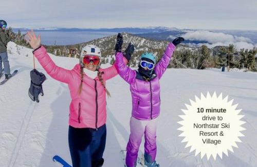 Kingswood Estates House | Tahoe Cozy Cabin Hottub Retreat 9 Min Northstar