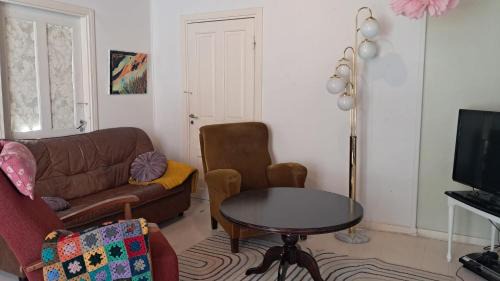 Varkaus Apartment | Taideniityn huoneisto Taika 1 - 6lle