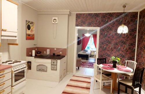 Varkaus Apartment | Taideniityn huoneisto Tuuli 1-4lle