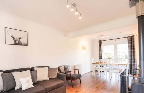 Kyleakin Cottage | TAIGH TEARLACH, with open fire in Kyleakin