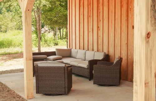 Glencoe Other | Taivas Farm is as close to Gatlinburg as you can find in Gadsden Alabama.