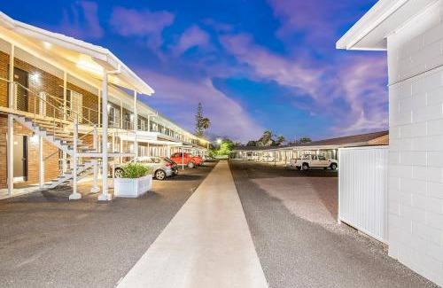 Bundaberg West Hotel | Takalvan Motel