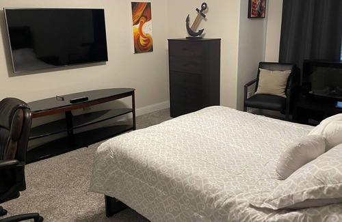 Odessa House | Take it easy at this unique and tranquil getaway. Relaxing all the way.