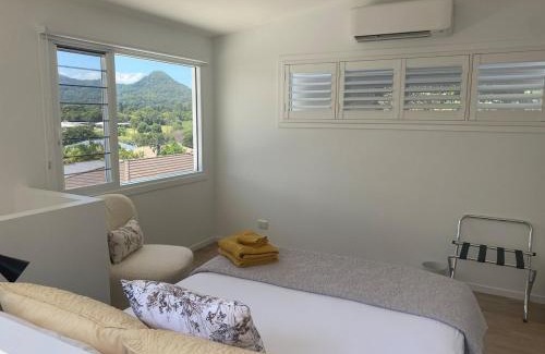 Mullumbimby Apartment | Tallowood Ridge Birdhouse