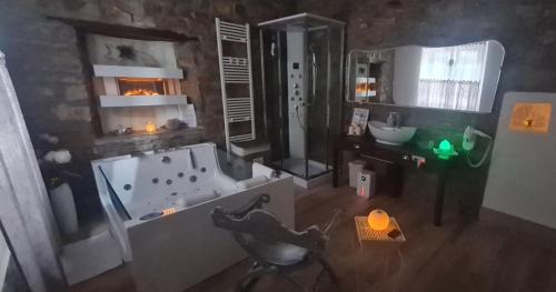 Montefiorino House | Tana della Lavanda