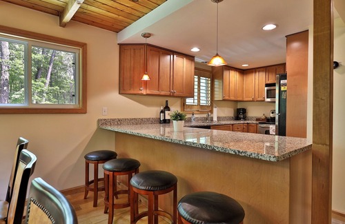 Killington House | Tanglewood Chalet: 4 Br/4 Ba Family Home In Killington, Perfect For Groups 4 Bedroom Home