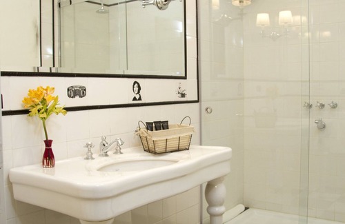 El Centro Hotel | Tango de Mayo Hotel