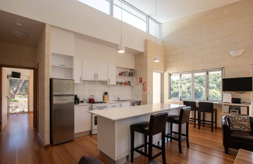 Charlton Gully Cabin | Tanonga Luxury Eco Lodges