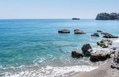 Spisone Apartment | Taormina Comfy Apt - a few steps from the Beach