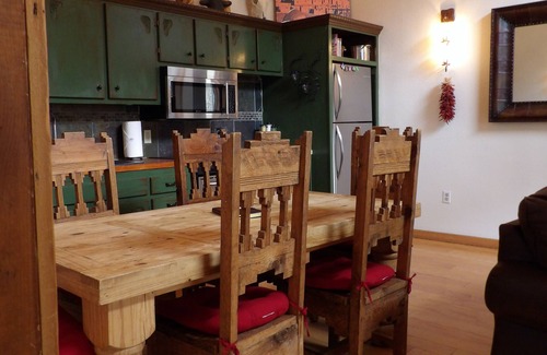 Taos Ski Valley Condo | Taos Ski Valley - Great Views and Lots of Room with Full Kitchen.