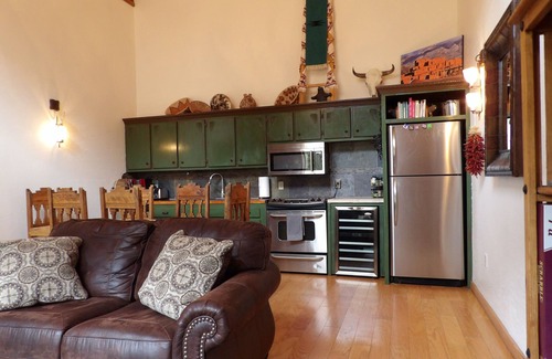 Taos Ski Valley Condo | Taos Ski Valley - Great Views and Lots of Room with Full Kitchen.