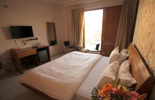 DLF City House | Tarang Residency