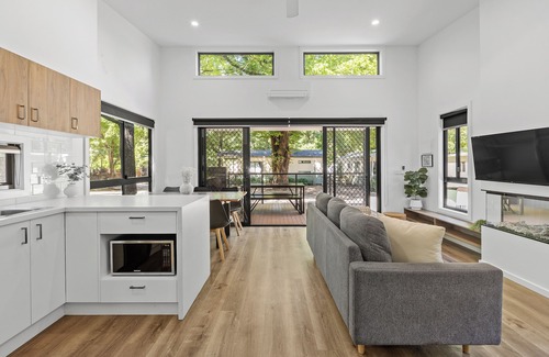 Bright House | Tasman Holiday Parks - South Bright