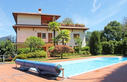 Sant'Agata Apartment | Tasteful 2 bedroom apartment in a small residence with pool