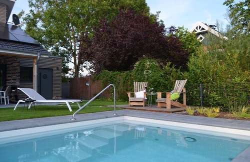 Emsbueren House | Tasteful vacation loft for 6 people in Emsland with sauna and outdoor pool