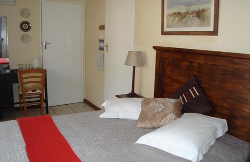 Pietermaritzburg Bed & Breakfast | Taunton House B&B